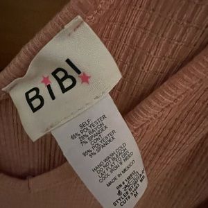 Bibi tie shoulder shirt